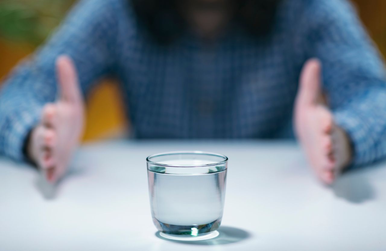 Telekinesis adalah kemampuan menggerakkan objek tanpa sentuhan fisik, hanya dengan kekuatan pikiran. Telekinesis, atau sering disebut psikokinesis, adalah konsep yang telah lama memikat imajinasi manusia.