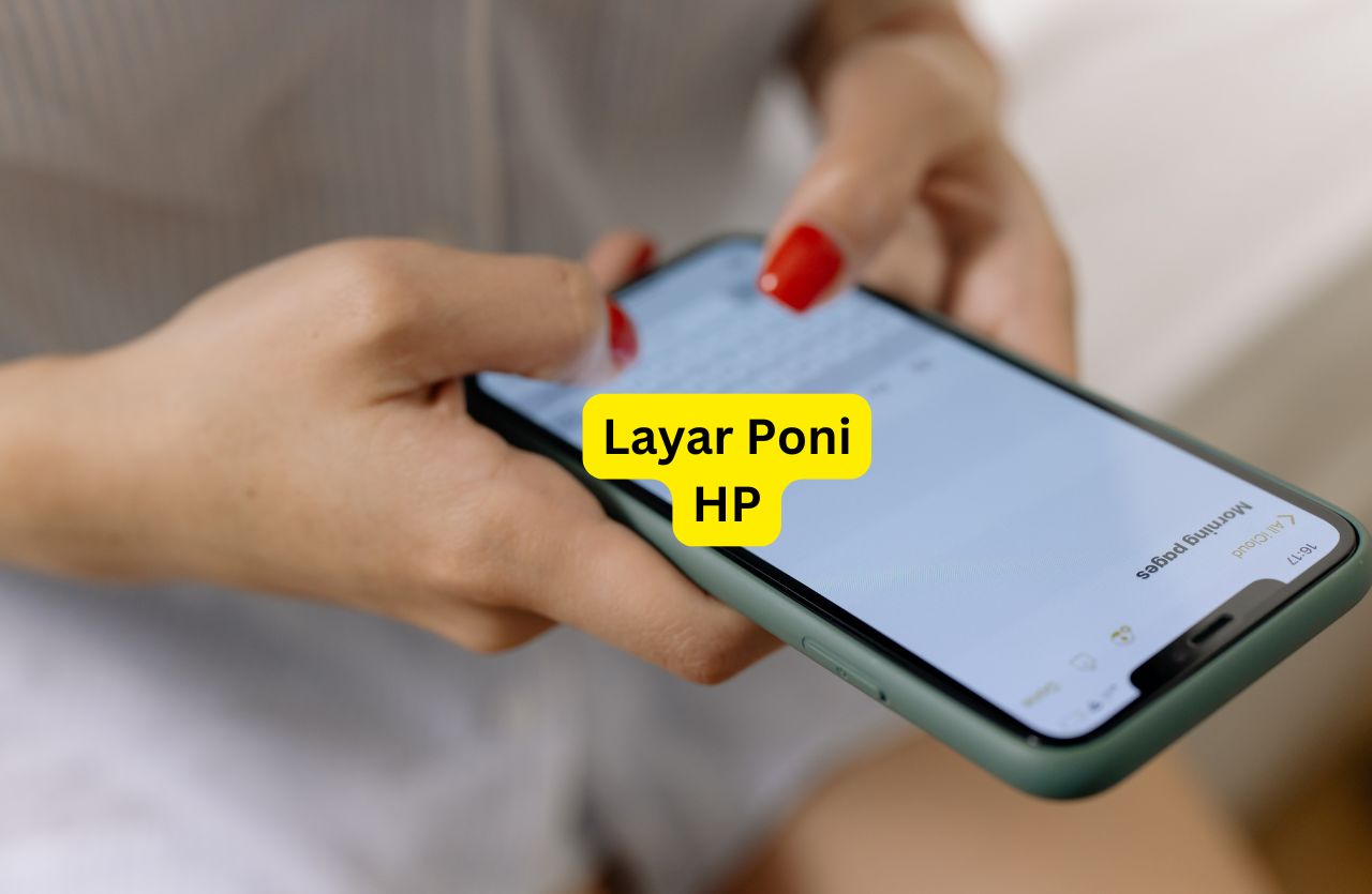 Layar poni adalah potongan kecil di bagian atas layar smartphone yang menampung kamera dan sensor, memungkinkan tampilan lebih luas tanpa mengorbankan fungsi penting.